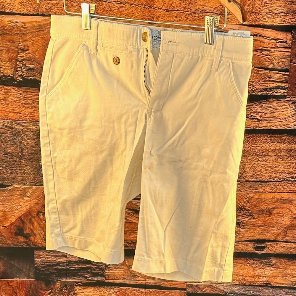 Lee Comfort White Shorts